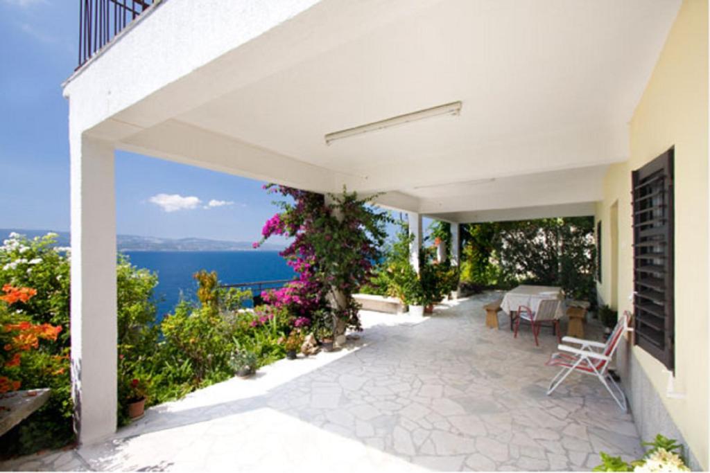 Apartments KK - Appartement 1 Chambre Avec Vue Sur Mer Et Terrasse