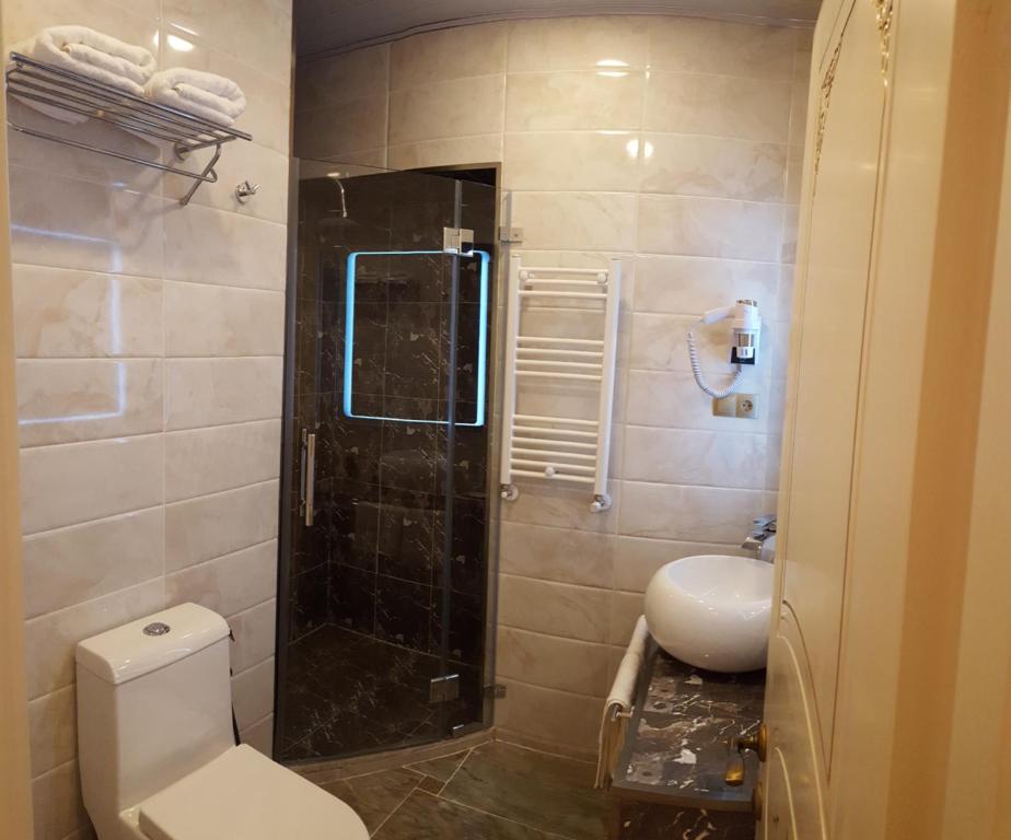 Koupelna v ubytování English Home Hotel Tbilisi