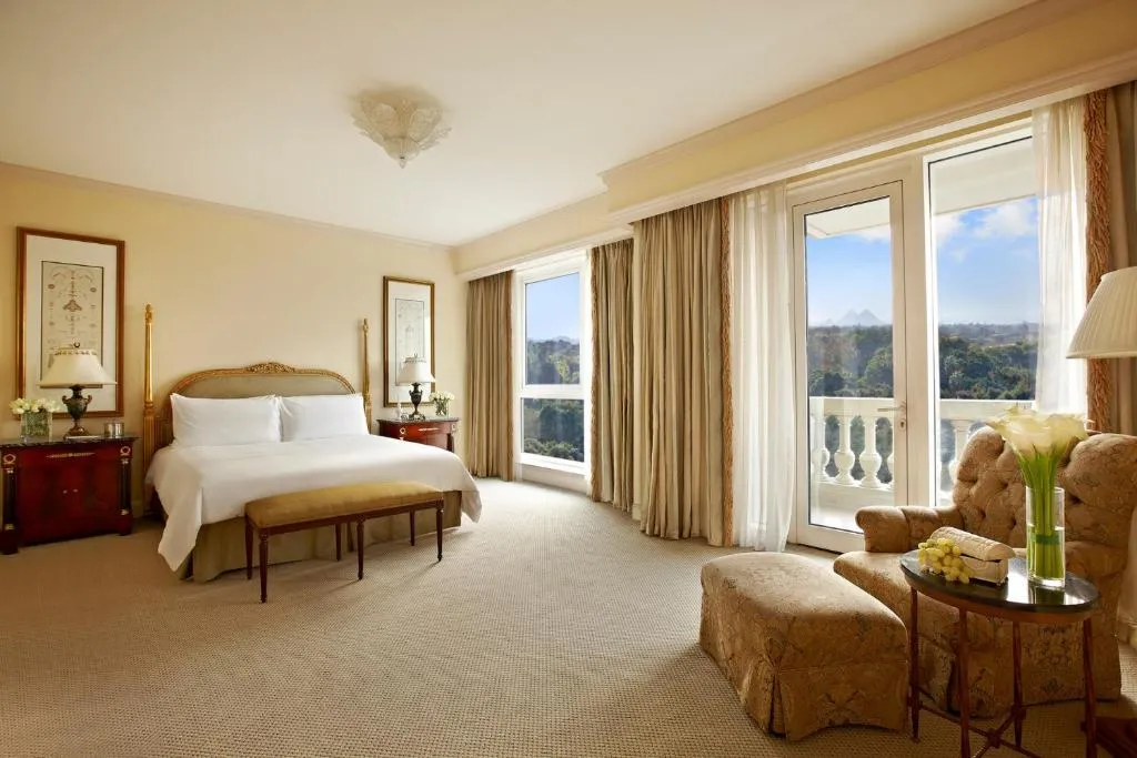Premier Room - King Bed