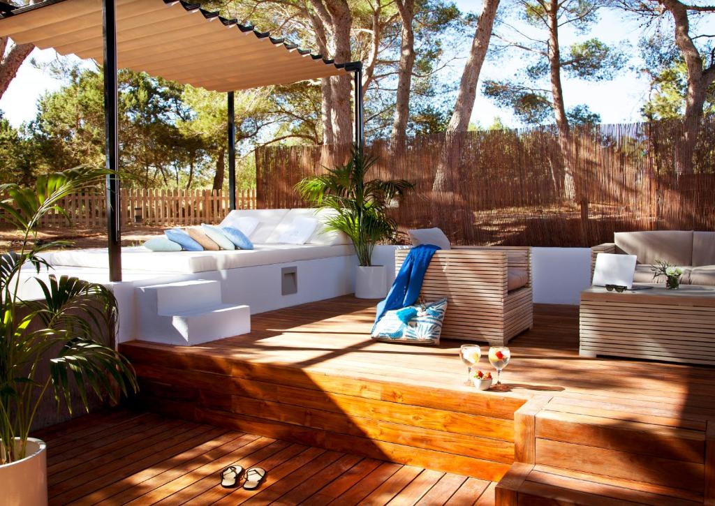 Gecko Hotel & Beach Club, a Small Luxury Hotel of the World ...