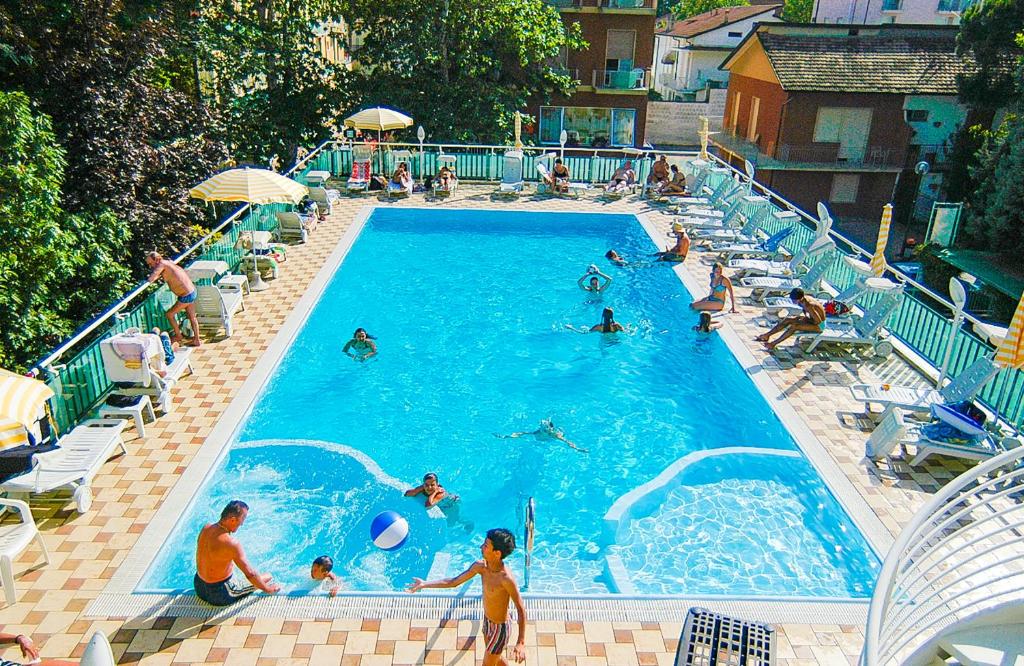 Pogled na bazen u objektu Hotel Santa Martina ili u blizini