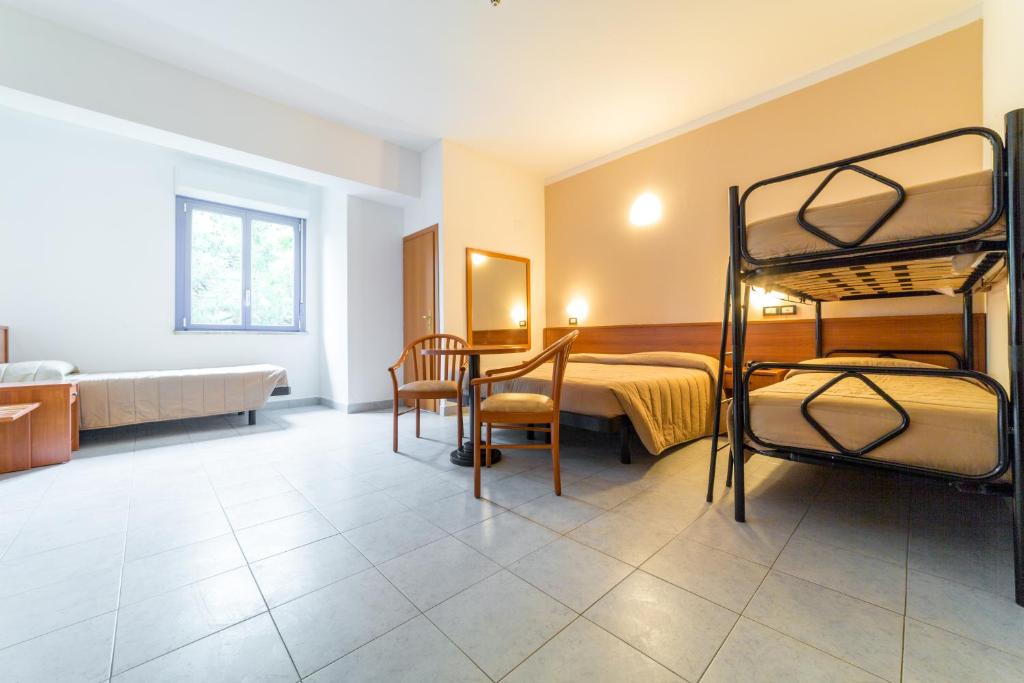Meridiana Family & Nature Hotel - Habitación Quíntuple Básica