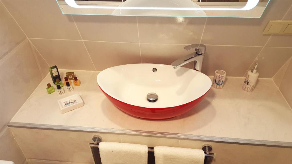 Koupelna v ubytování English Home Hotel Tbilisi