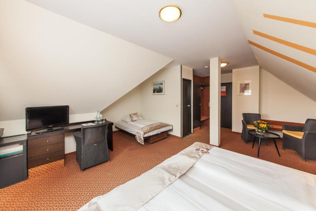 Hotel Strohgäu - Habitación Triple Confort