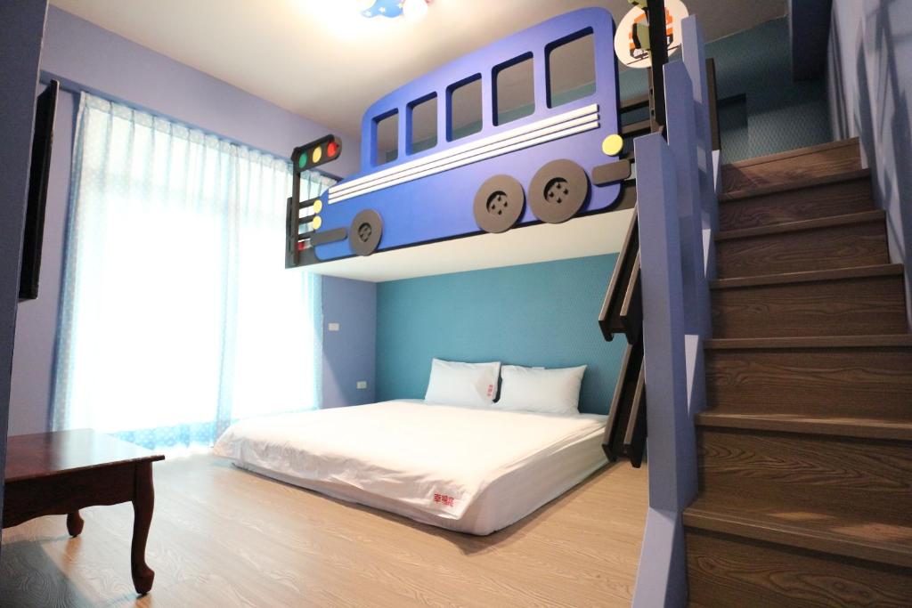 Letto o letti in una camera di The Railroad Runs