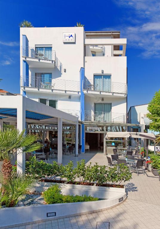 Budova, kde se hotel nachází