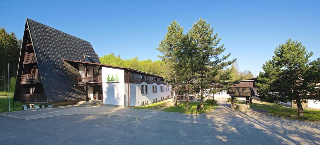 Fotografie z fotogalerie ubytování Hotel Pod Šaumburkem v Rajnochovicích