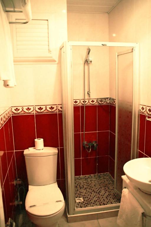 Koupelna v ubytování Divas Hotel