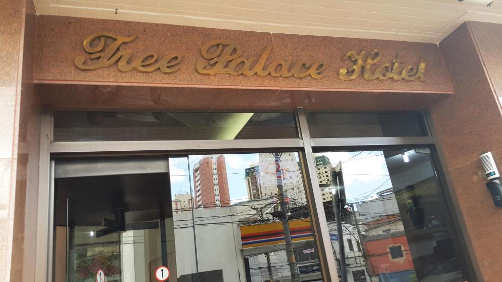  Free Palace Hotel
