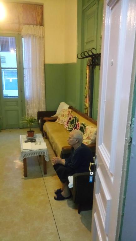 
Economy Triple Room with Shared Bathroom
