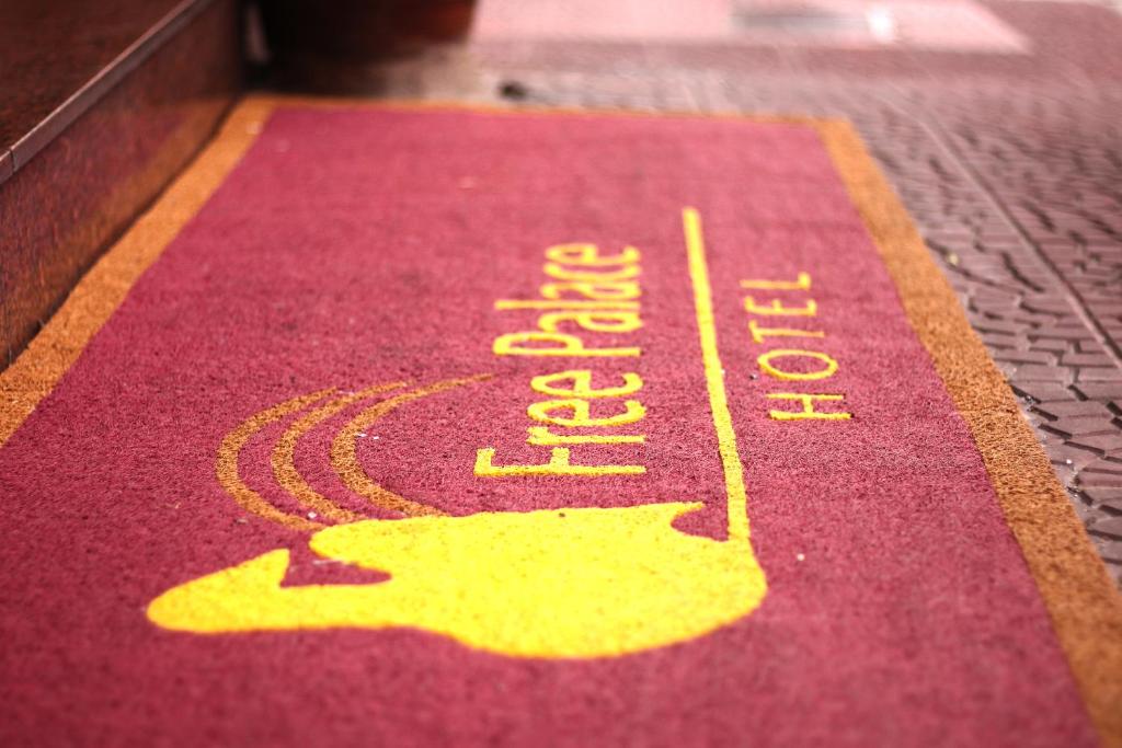  Free Palace Hotel
