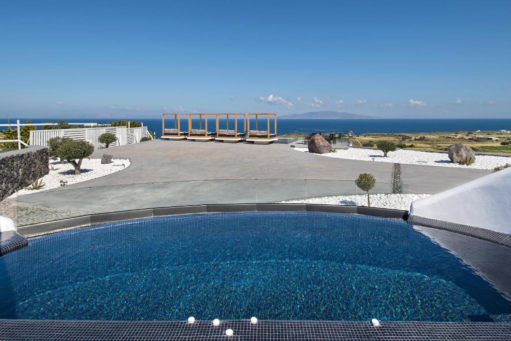 Bazén v ubytování Elea Resort - Adults Only nebo v jeho okolí