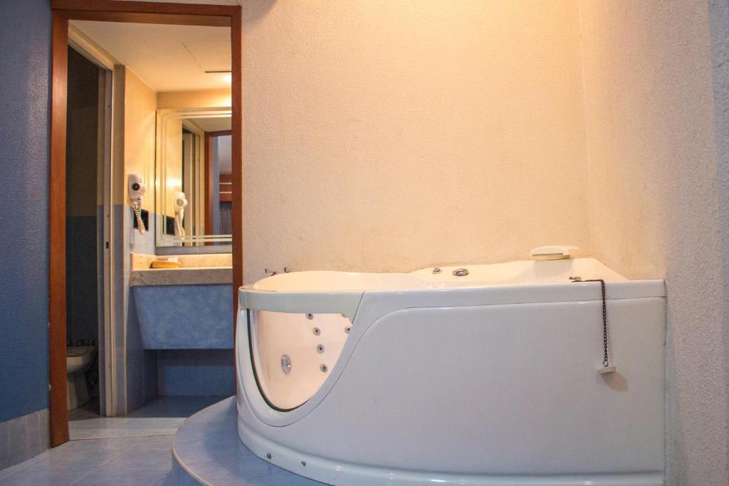 Koupelna v ubytování Autohotel Ilussion