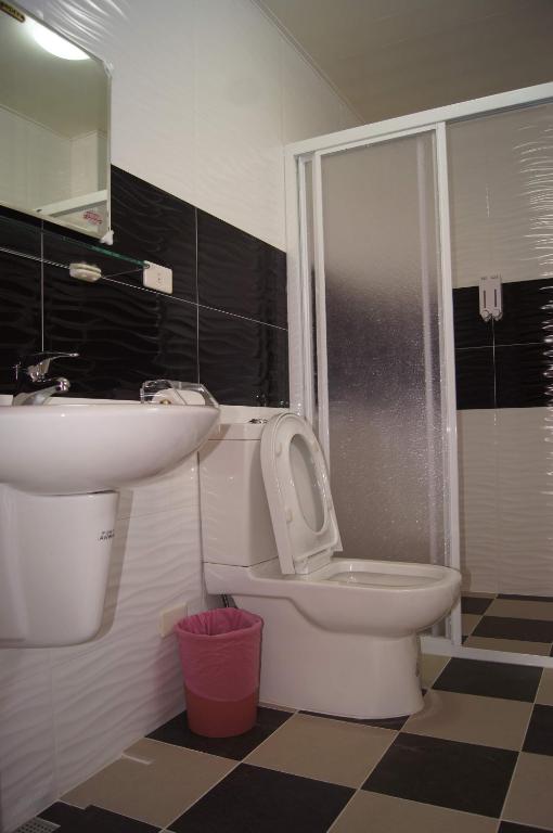 Koupelna v ubytování Shimmer B&B