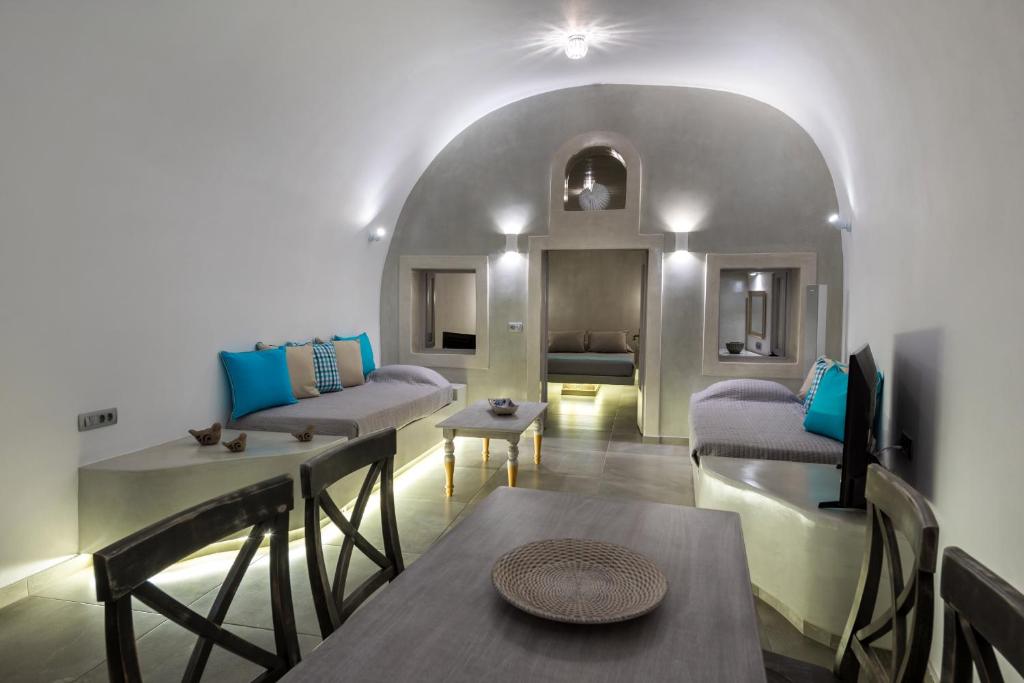 Nefeli Homes - Adults Only - 18