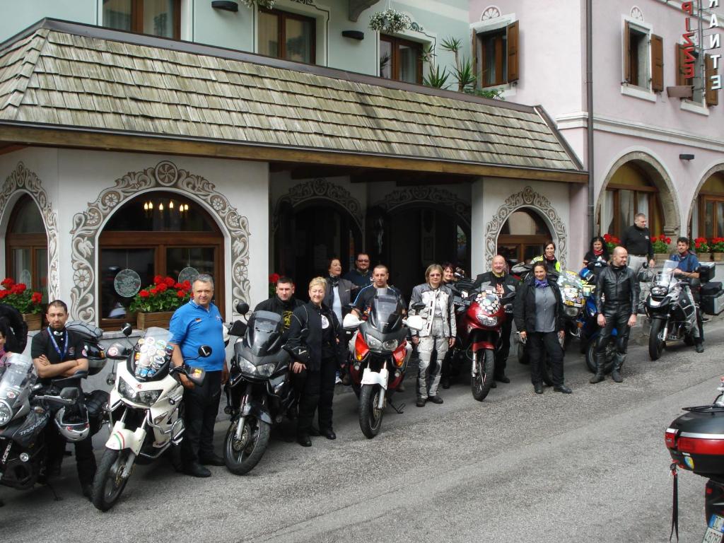 Hosté ubytování Albergo Scarpone