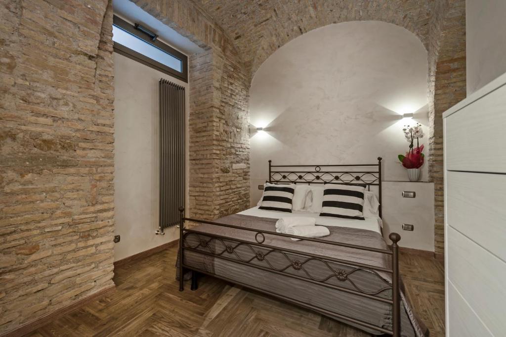 White flat Rione Monti - Deluxe Apartment
