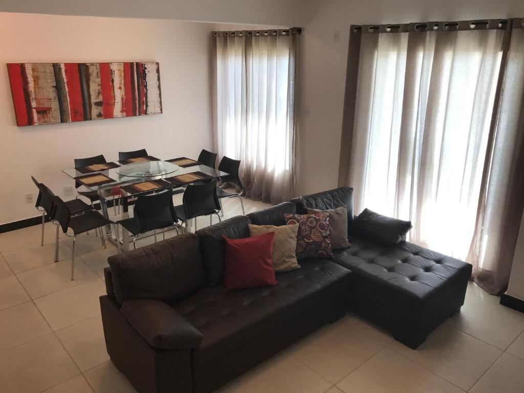  Casa Escarpas