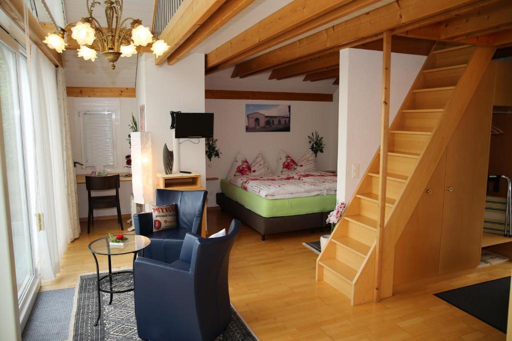 Postel nebo postele na pokoji v ubytování Landgasthof Farnsburg