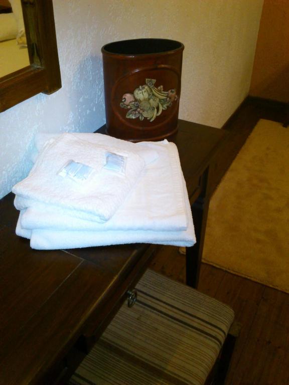 Postel nebo postele na pokoji v ubytování Hotel Polydrosos