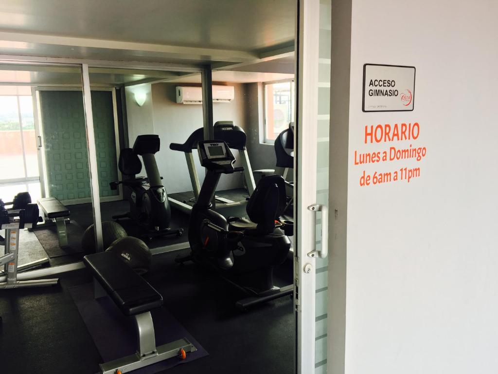 Fitness centrum a/nebo fitness zařízení v ubytování Hotel Celta