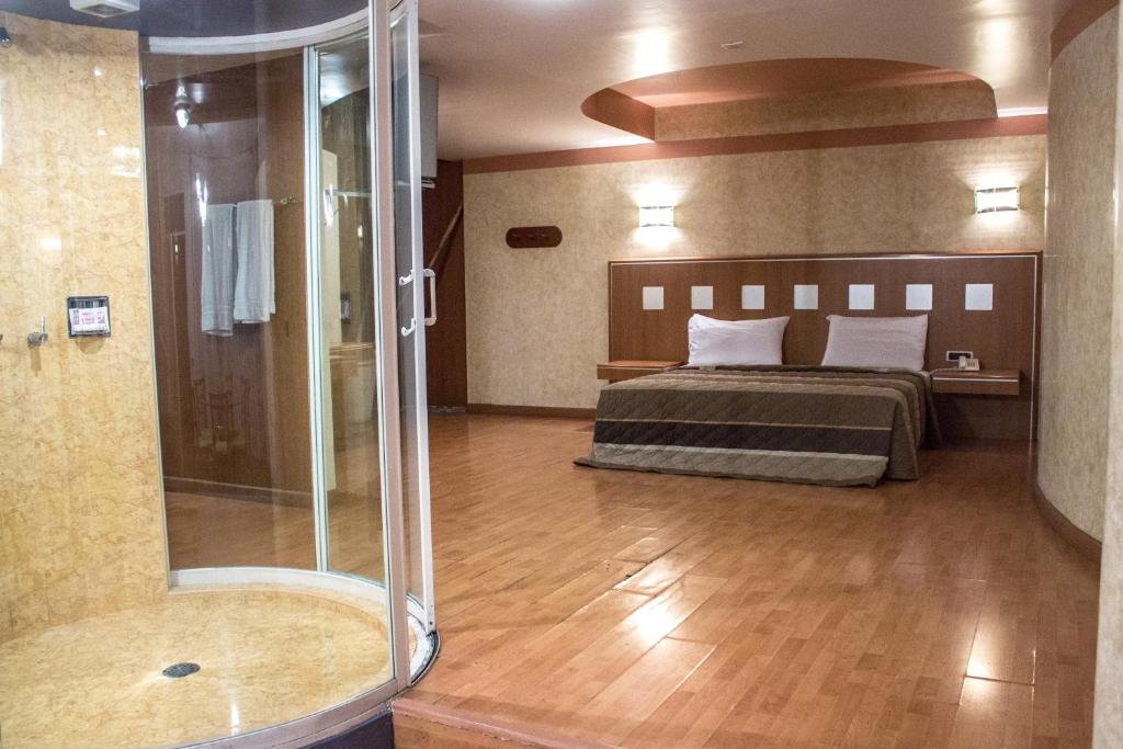 Koupelna v ubytování Autohotel Ilussion