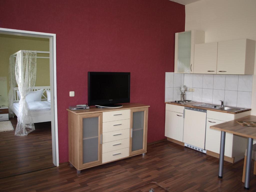 Hotel am Schützenberg - 13