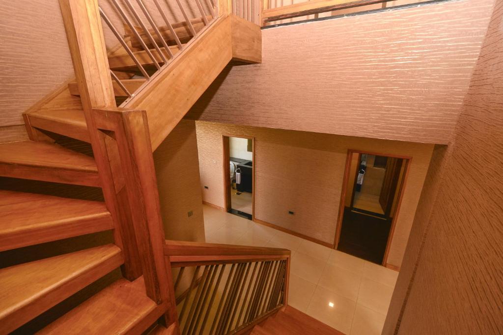 カンパラにあるSpeke Apartments Wampewoのギャラリーの写真