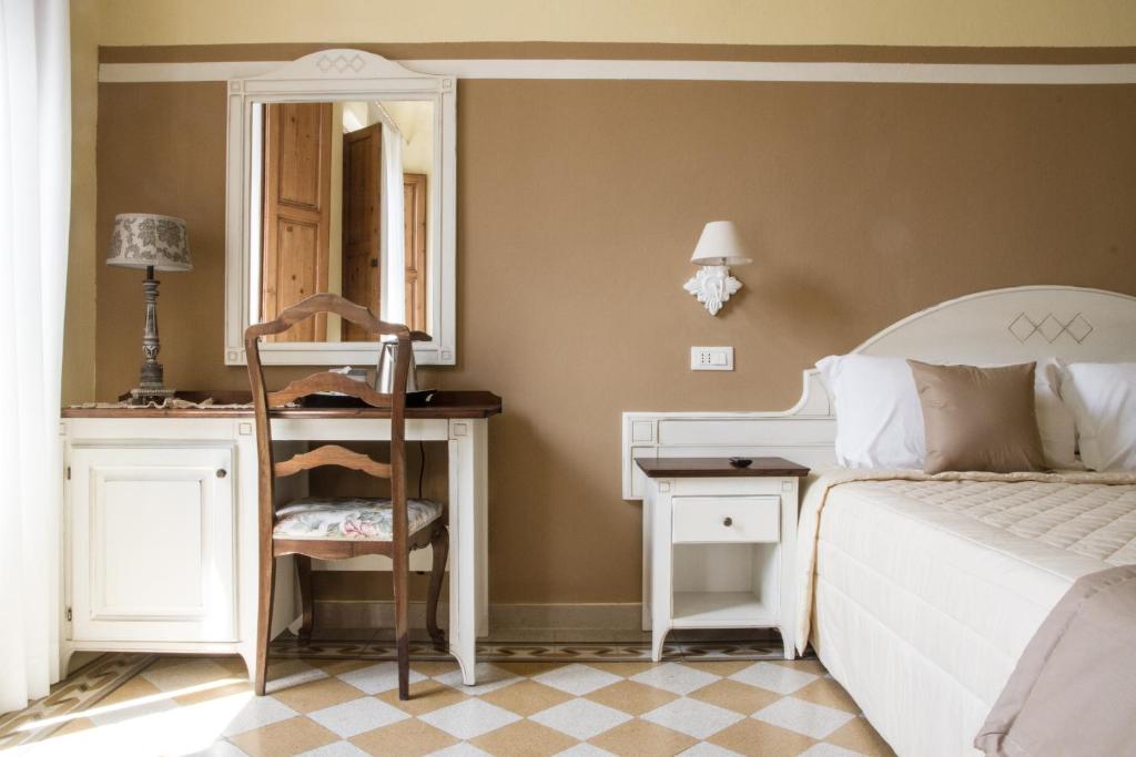 Łóżko lub łóżka w pokoju w obiekcie Guest House Domo Florenzia