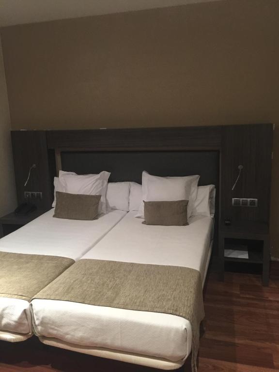 
Standard Room Interior
