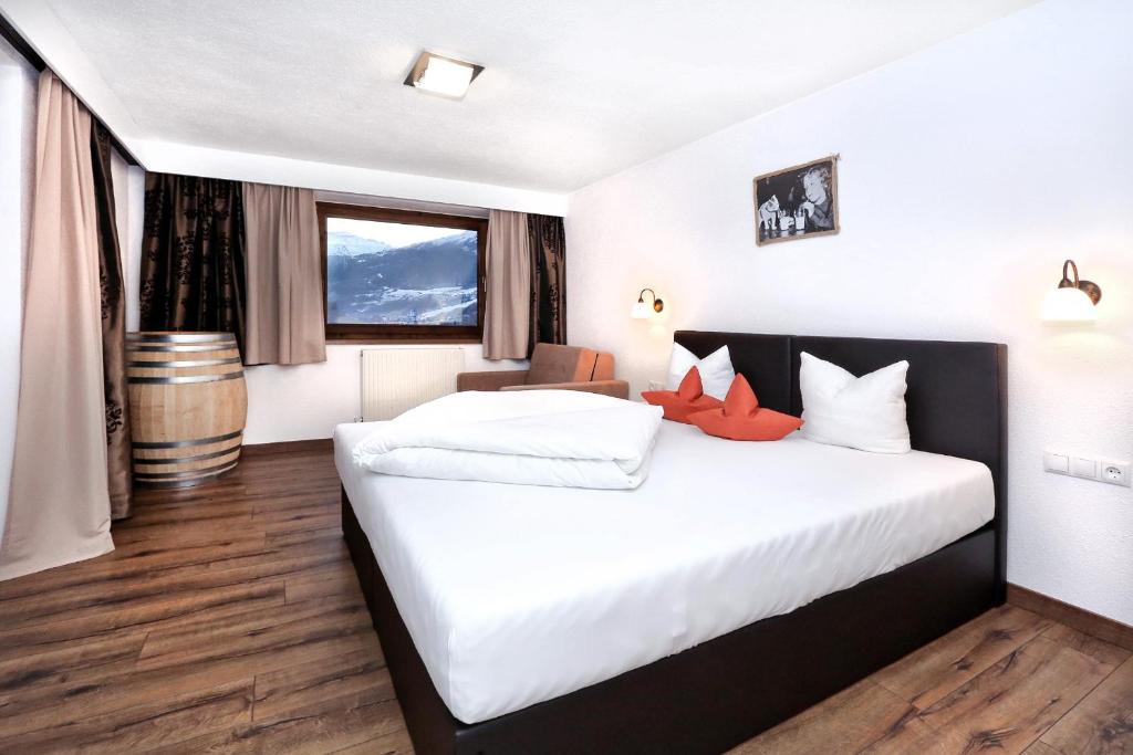 A bed or beds in a room at A CASA Opal Appartements
