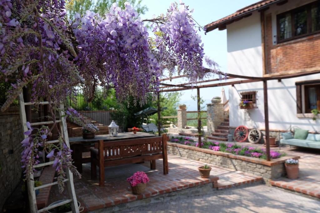 Zahrada ubytování Cascina Bricco