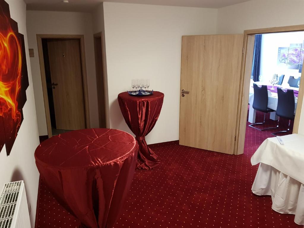Postel nebo postele na pokoji v ubytování Hotel Bohlje