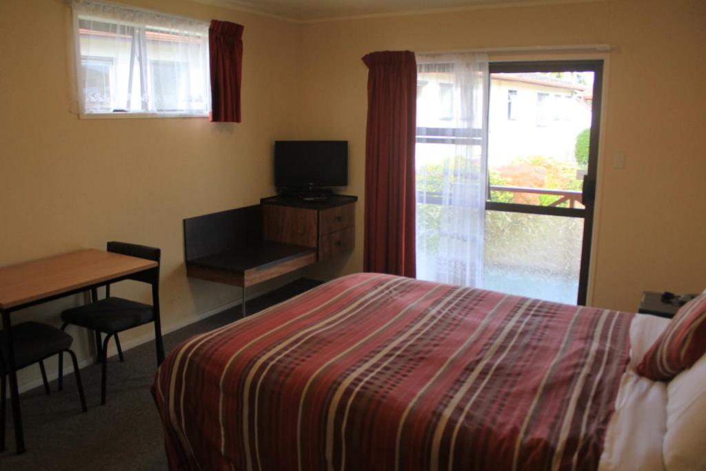 Coronation Court Motel - Resim 16