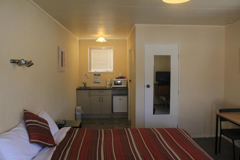 Coronation Court Motel - Resim 19
