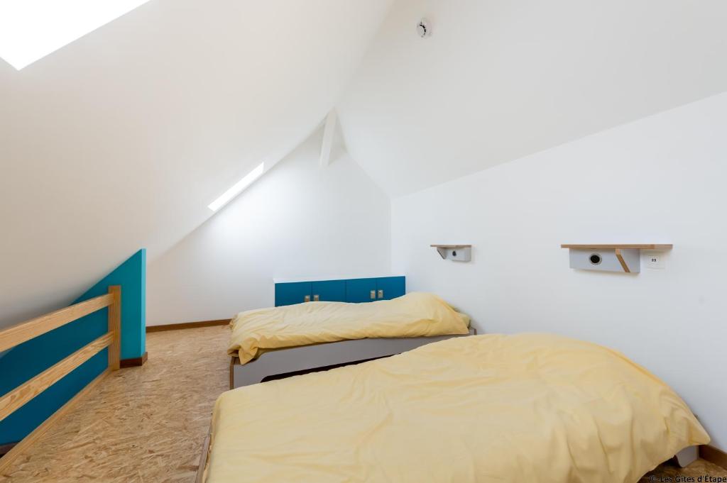 Postel nebo postele na pokoji v ubytování Gîte Kaleo Eupen Jugendherberge