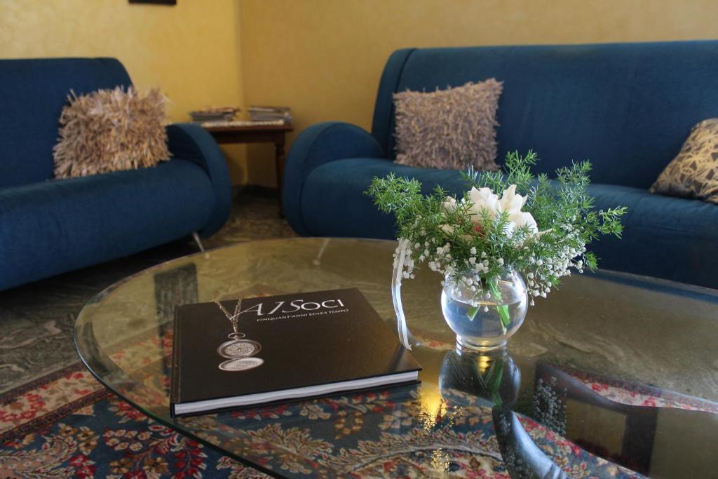 Część wypoczynkowa w obiekcie Hotel Aquila