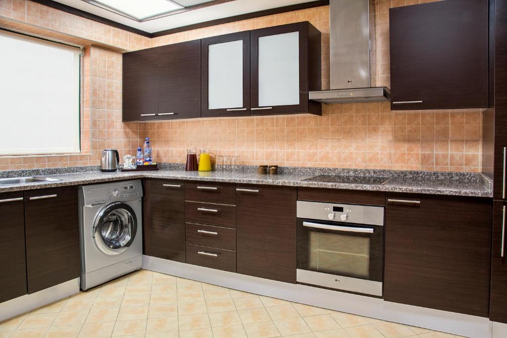 
 Executive Suite Three Bedroom - Pool View
