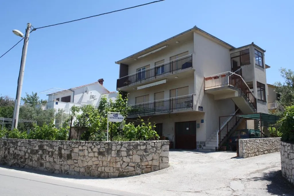 Apartments Slavica, Trogir, Croaţia