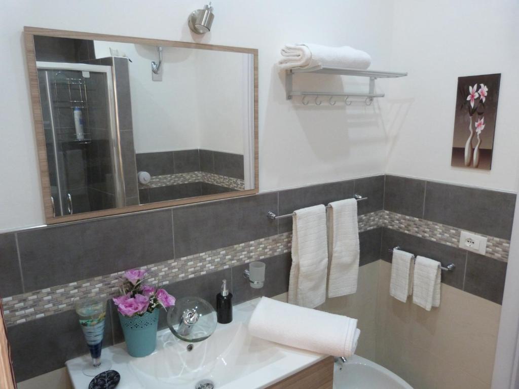 A bathroom at Casa Principe Maqueda