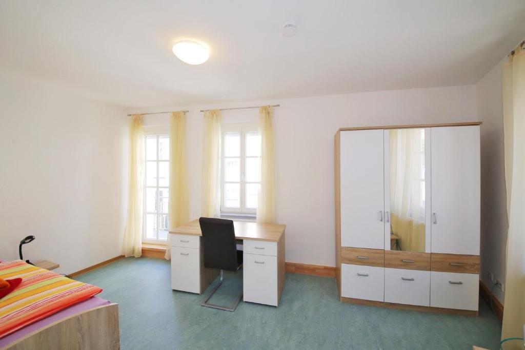 Ferienwohnungen-Gmuend Stadtherberge Mühlbergle - Apartment Mit 3 Schlafzimmern