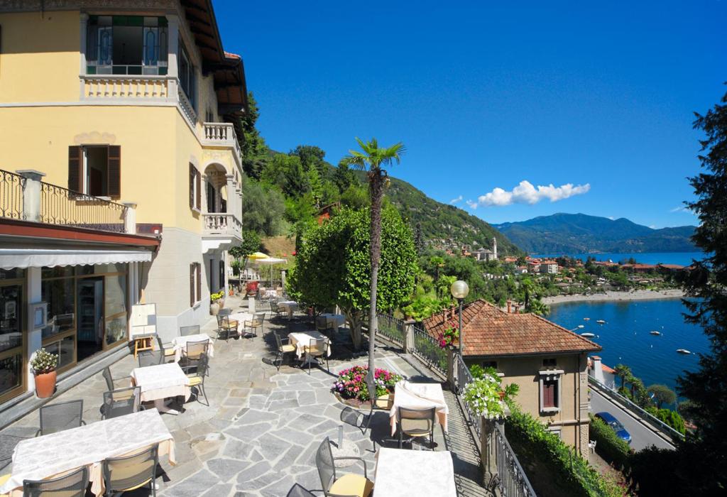 Hotel La Rondinella - Housity