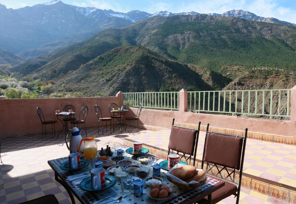 Nespecifikovaný výhled na hory nebo výhled na hory při pohledu z bed and breakfast