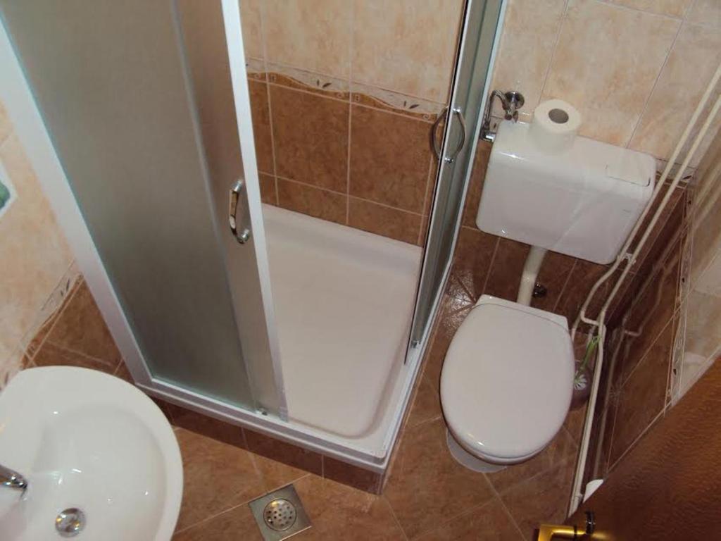 Kúpeľňa v ubytovaní Rooms Raos