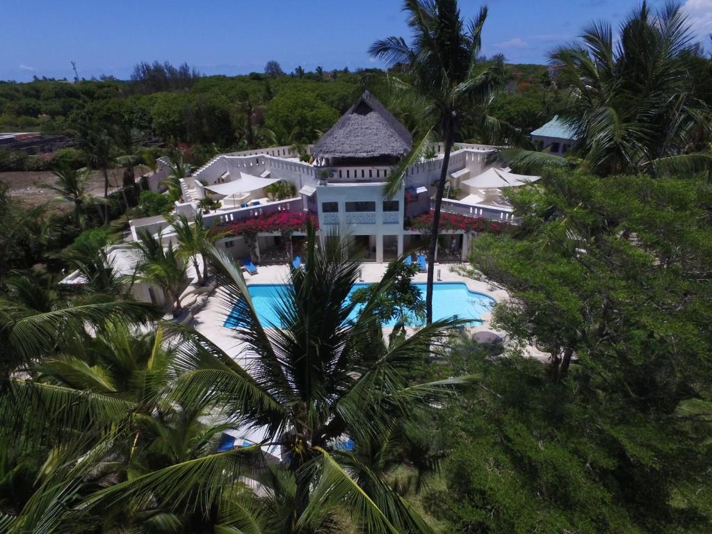 Bazén v ubytování The Villa Luxury Suites Hotel nebo v jeho okolí