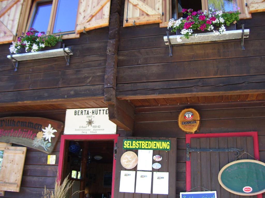 Foto sihtkohas Faak am See asuva majutusasutuse Gästehaus Lutschounig galeriist