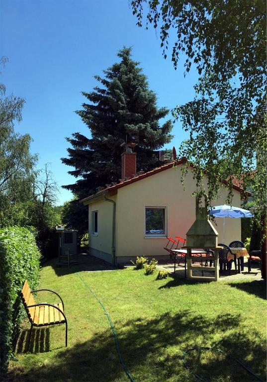 Fotografie z fotogalerie ubytování Ferienhaus zur Blautanne v destinaci Klipphausen