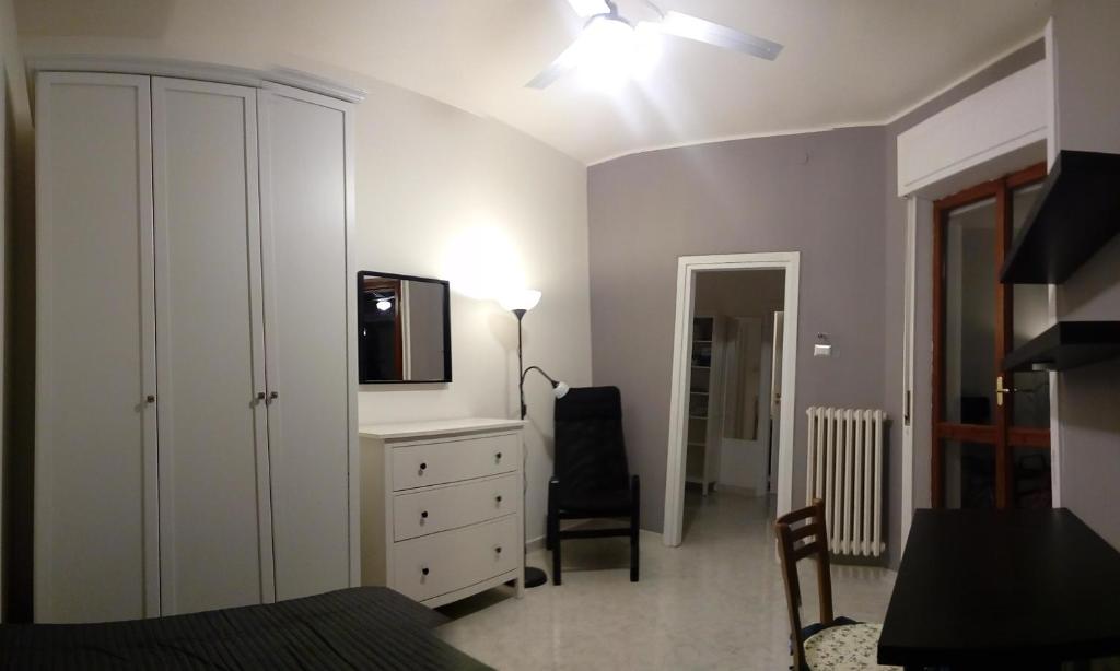 TV a/nebo společenská místnost v ubytování Tower Lecce