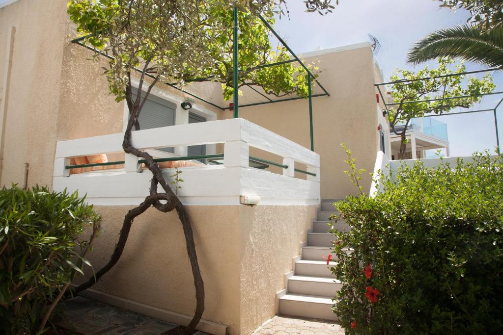 Artemis Village Apartments & Studios - 7