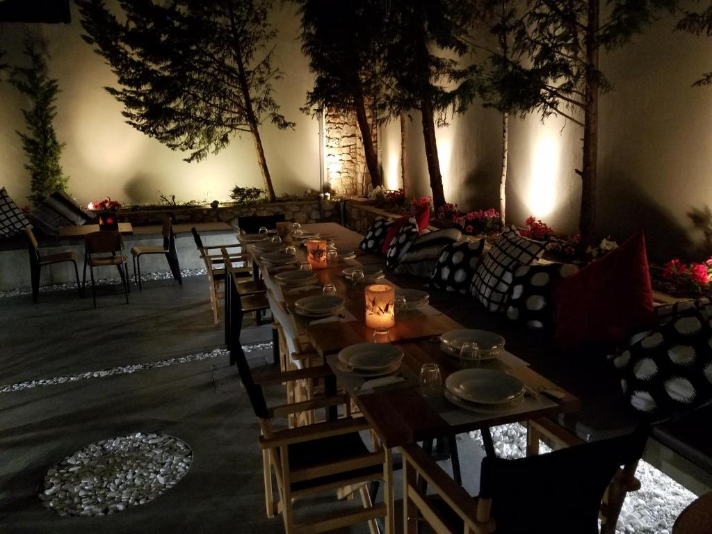 A seating area at Evia Silence